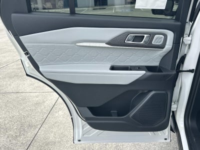 2026 Ford Explorer PLATINUM 4WD