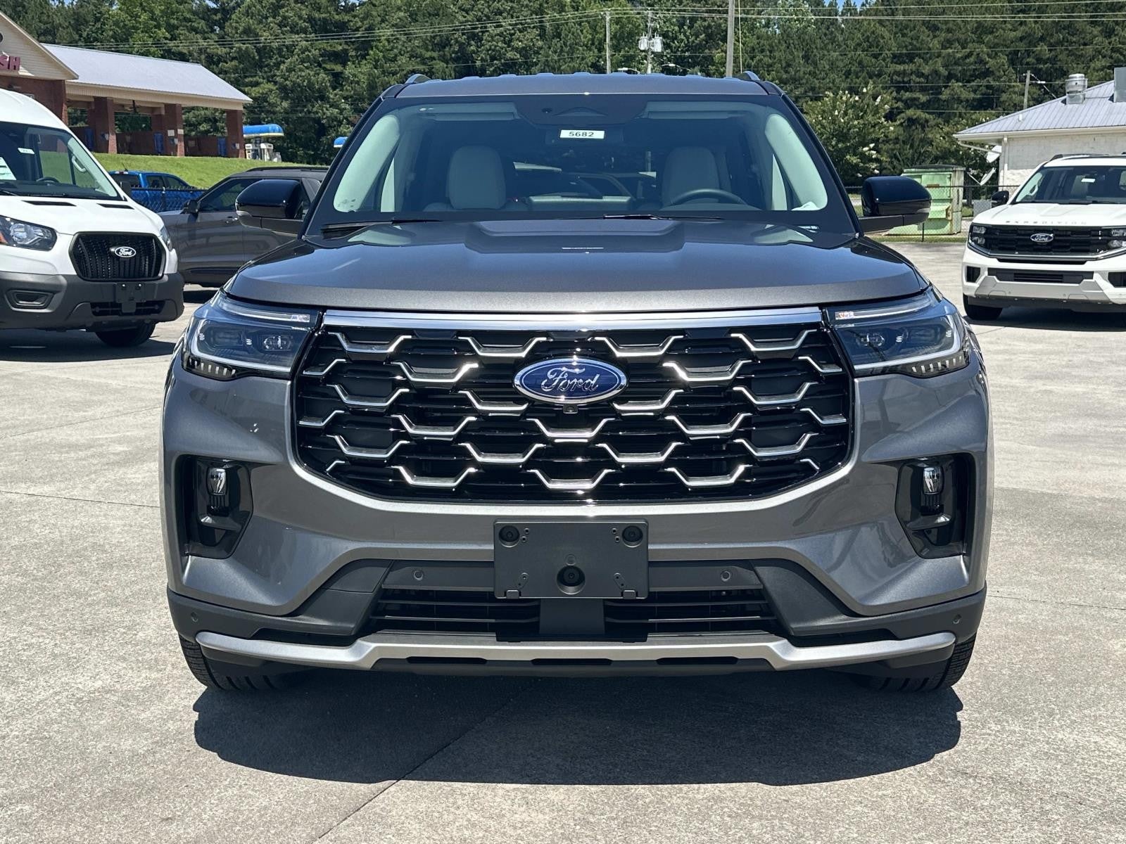 2026 Ford Explorer PLATINUM 4WD