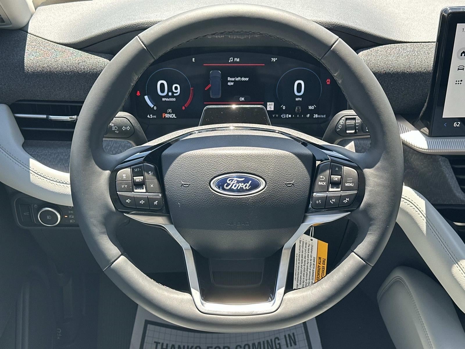 2026 Ford Explorer PLATINUM 4WD