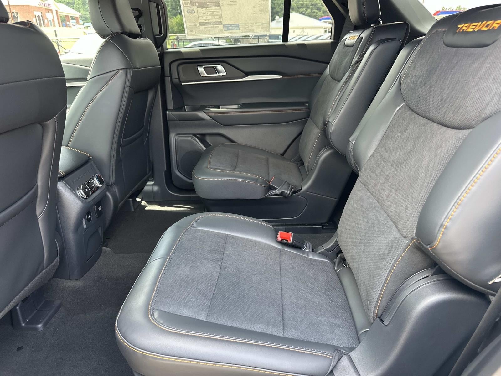 2026 Ford Explorer TREMOR 4WD