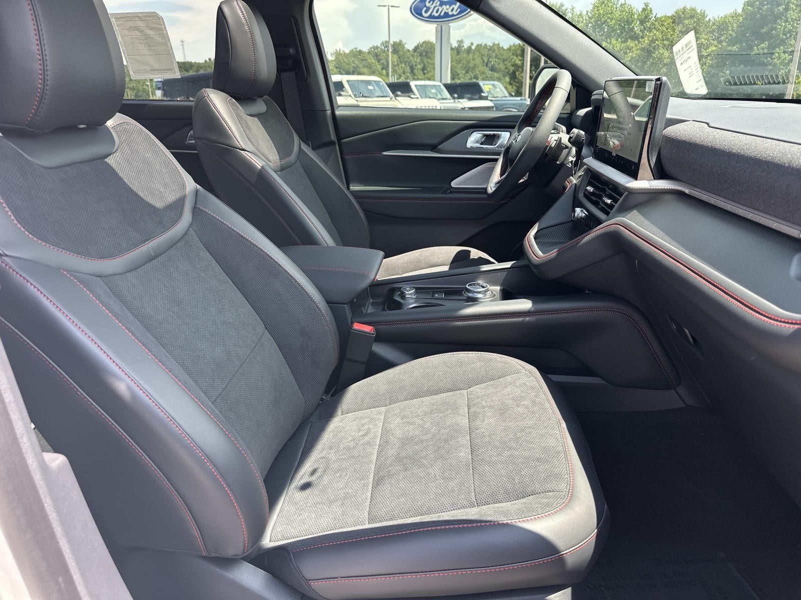 2026 Ford Explorer ST RWD
