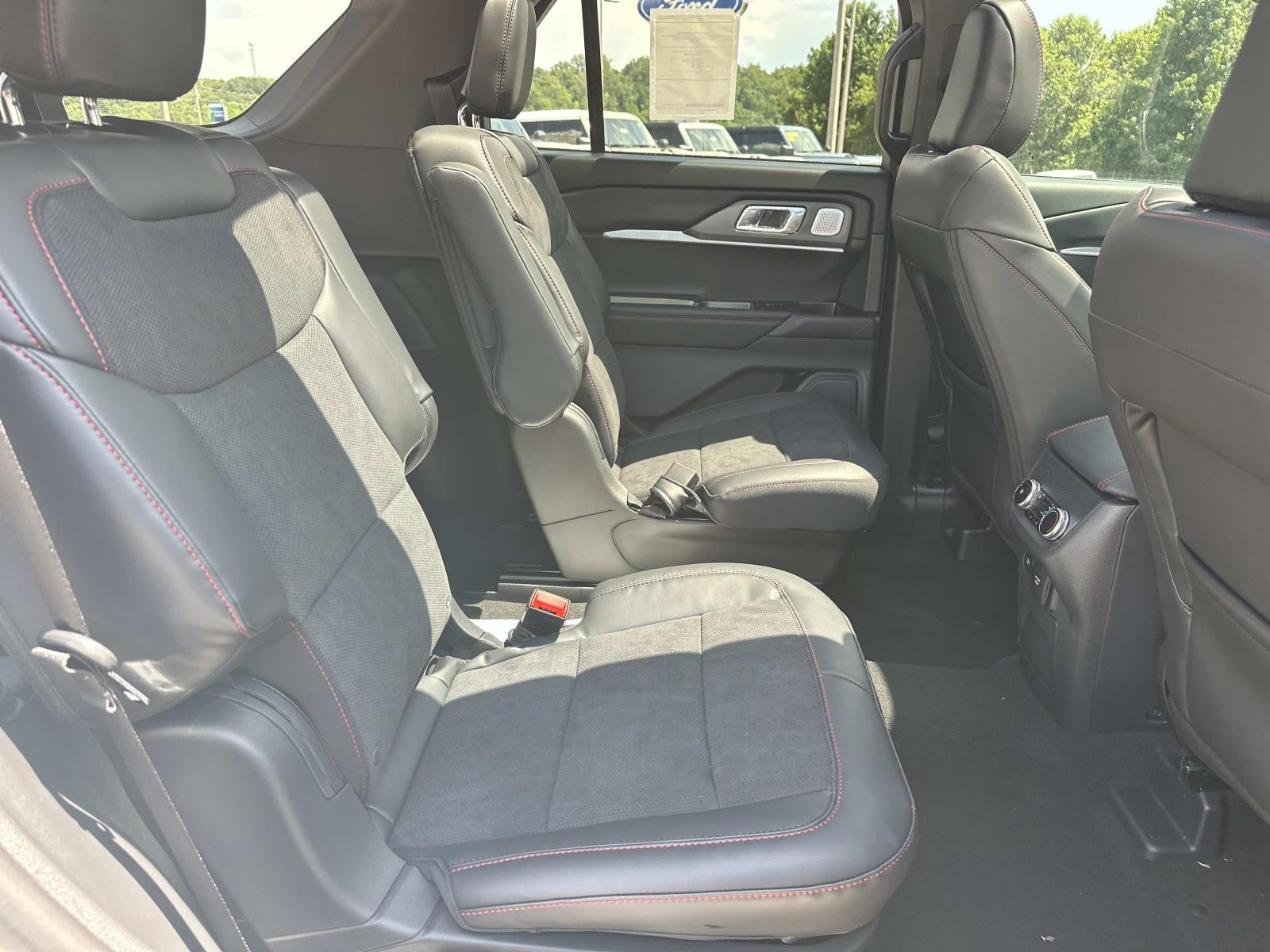 2026 Ford Explorer ST RWD
