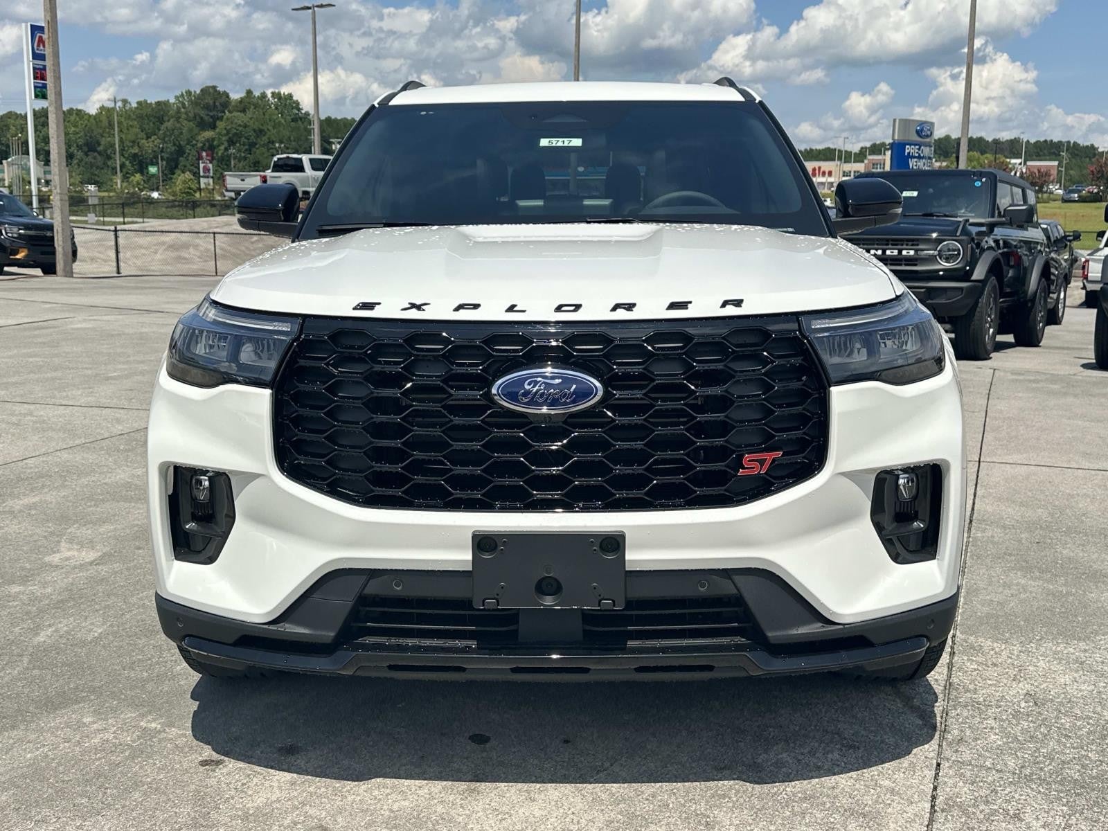 2026 Ford Explorer ST RWD