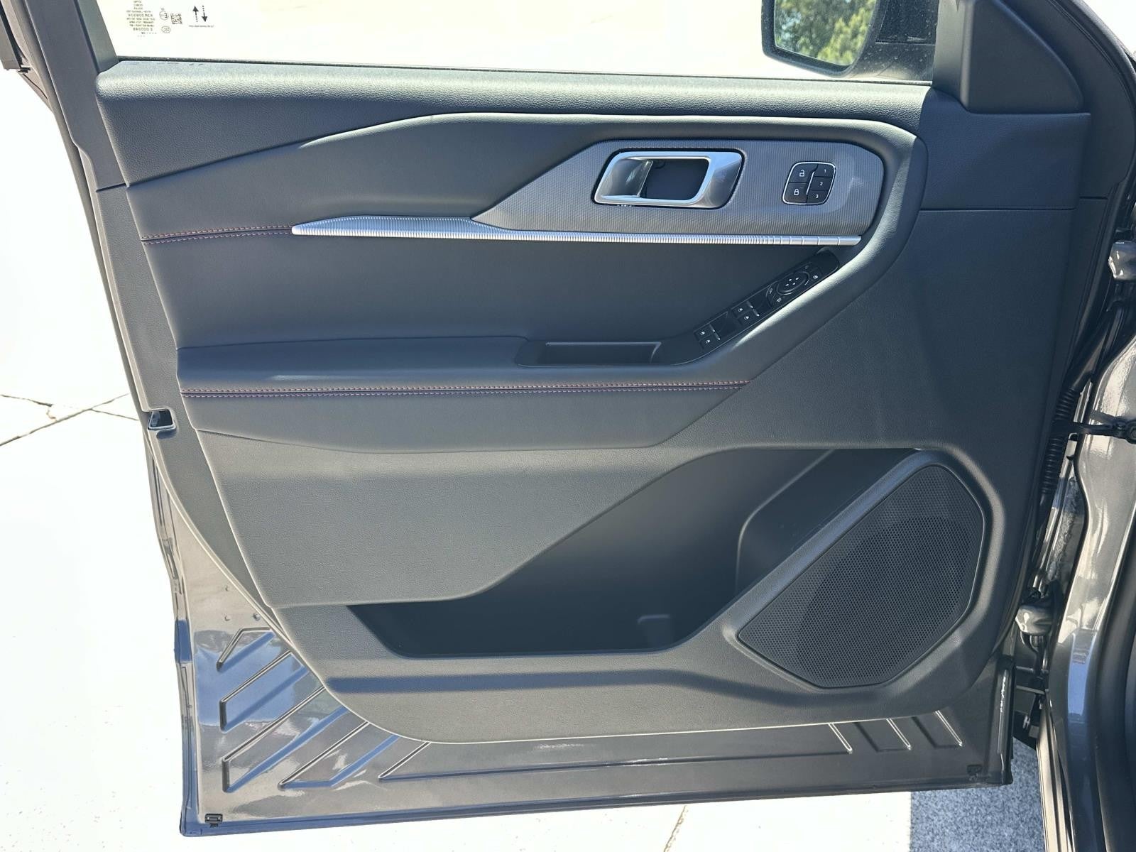 2026 Ford Explorer ST 4WD