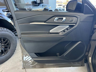 2026 Ford Explorer TREMOR 4WD