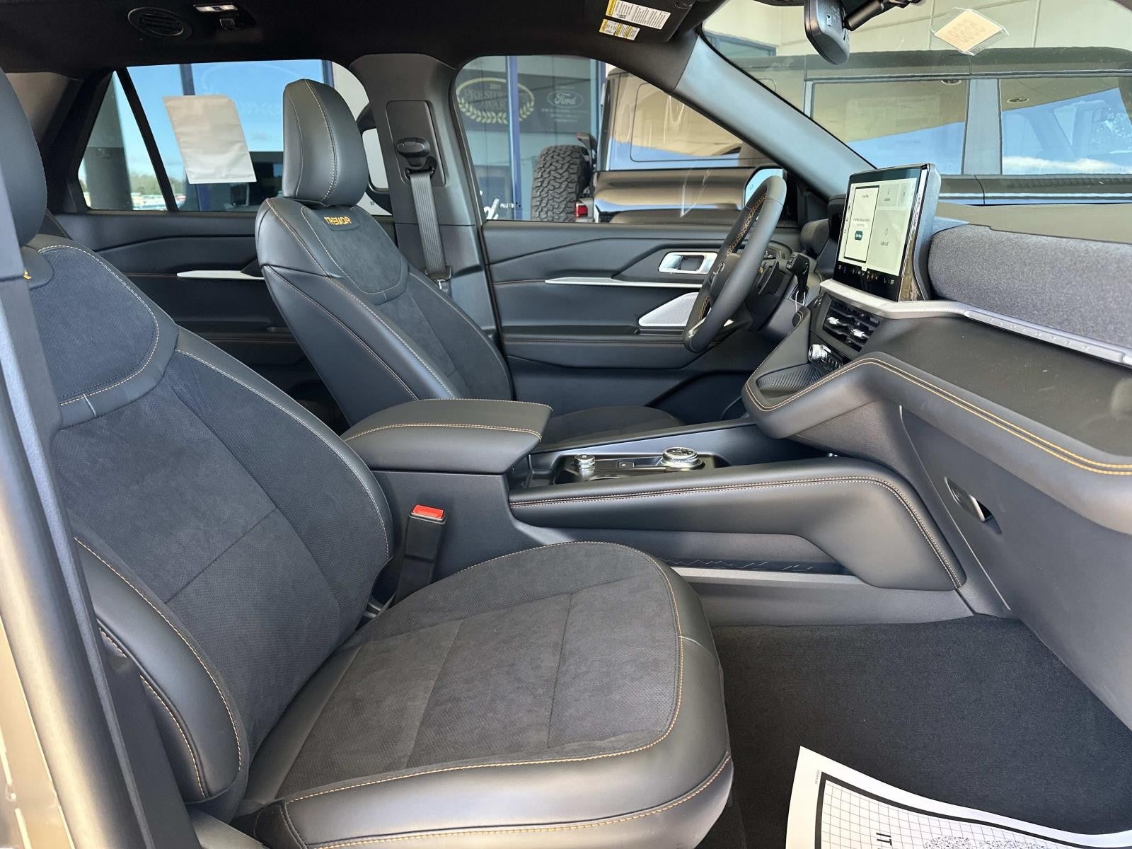 2026 Ford Explorer TREMOR 4WD