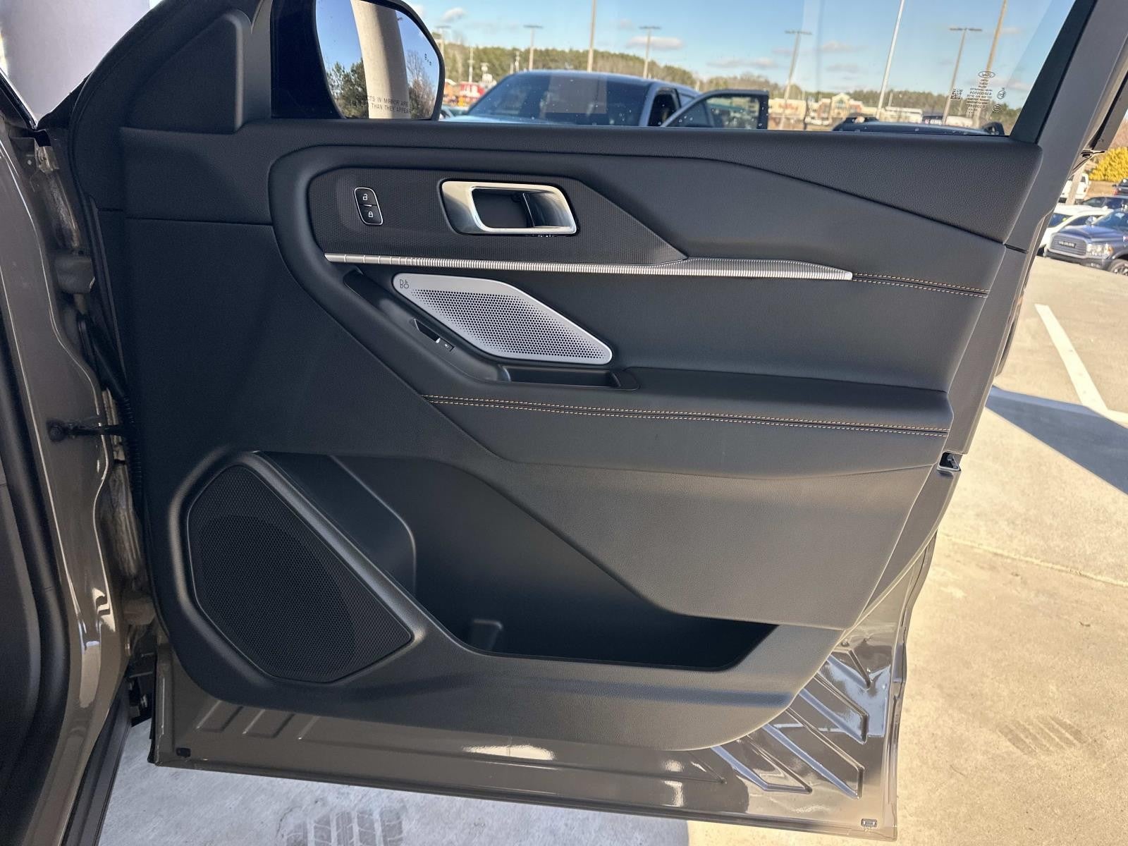 2026 Ford Explorer TREMOR 4WD