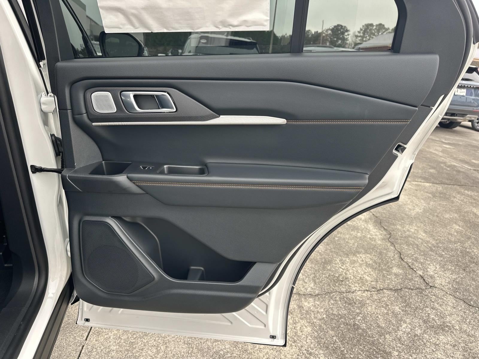 2026 Ford Explorer TREMOR 4WD