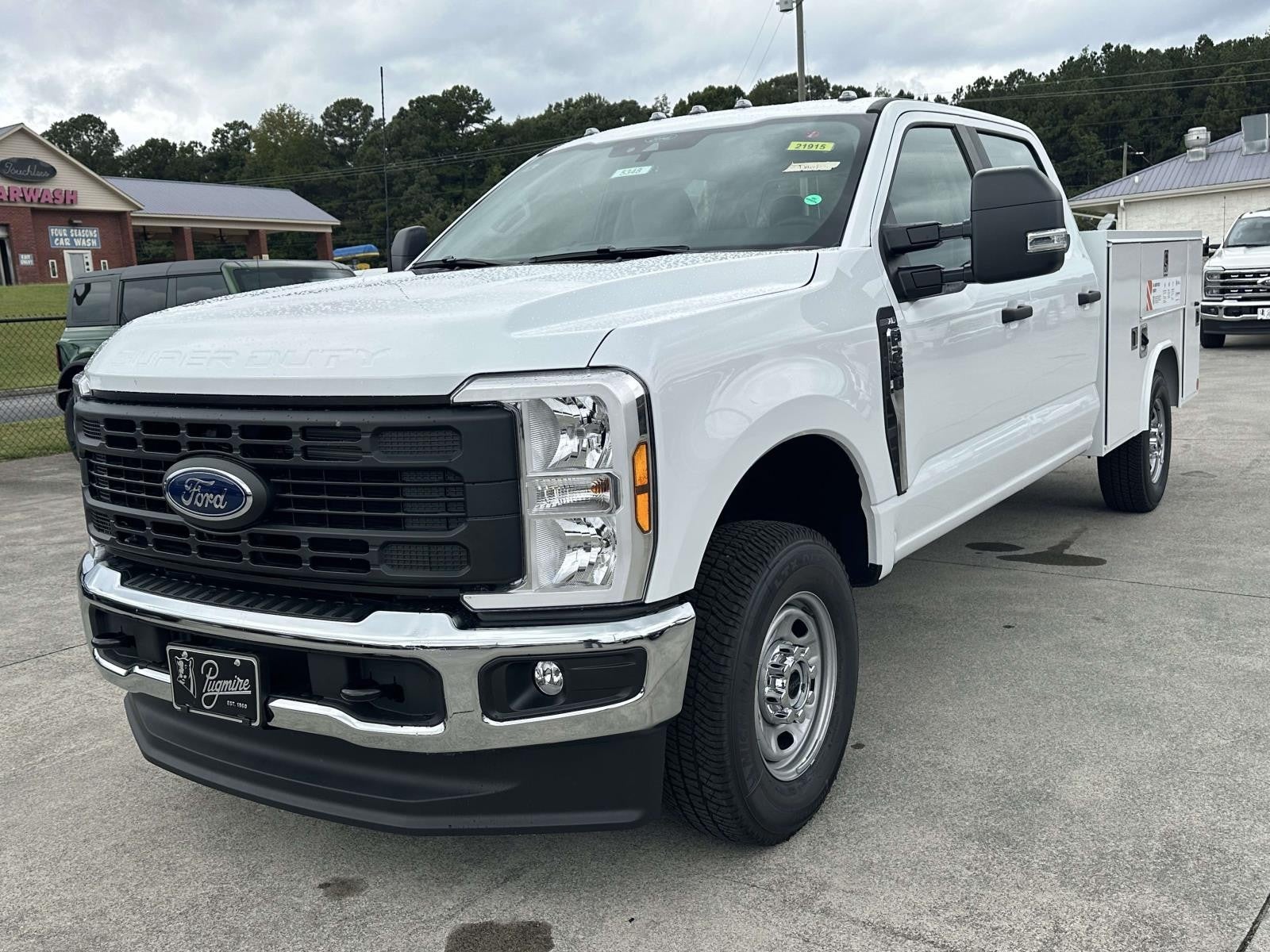 2026 Ford Super Duty F-250 SRW XL 4WD CREW CAB 8' BOX