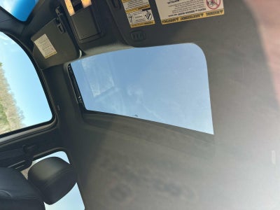 2015 Ford Super Duty F-250 SRW 4WD LARIAT