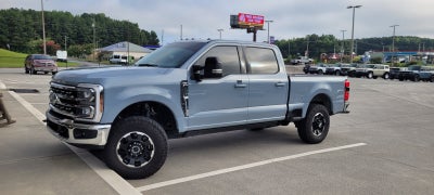 2025 Ford Super Duty F-250 SRW LARIAT TREMOR