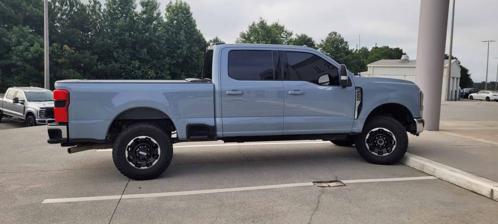 2025 Ford Super Duty F-250 SRW LARIAT TREMOR