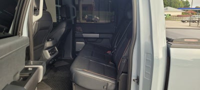 2025 Ford Super Duty F-250 SRW LARIAT TREMOR