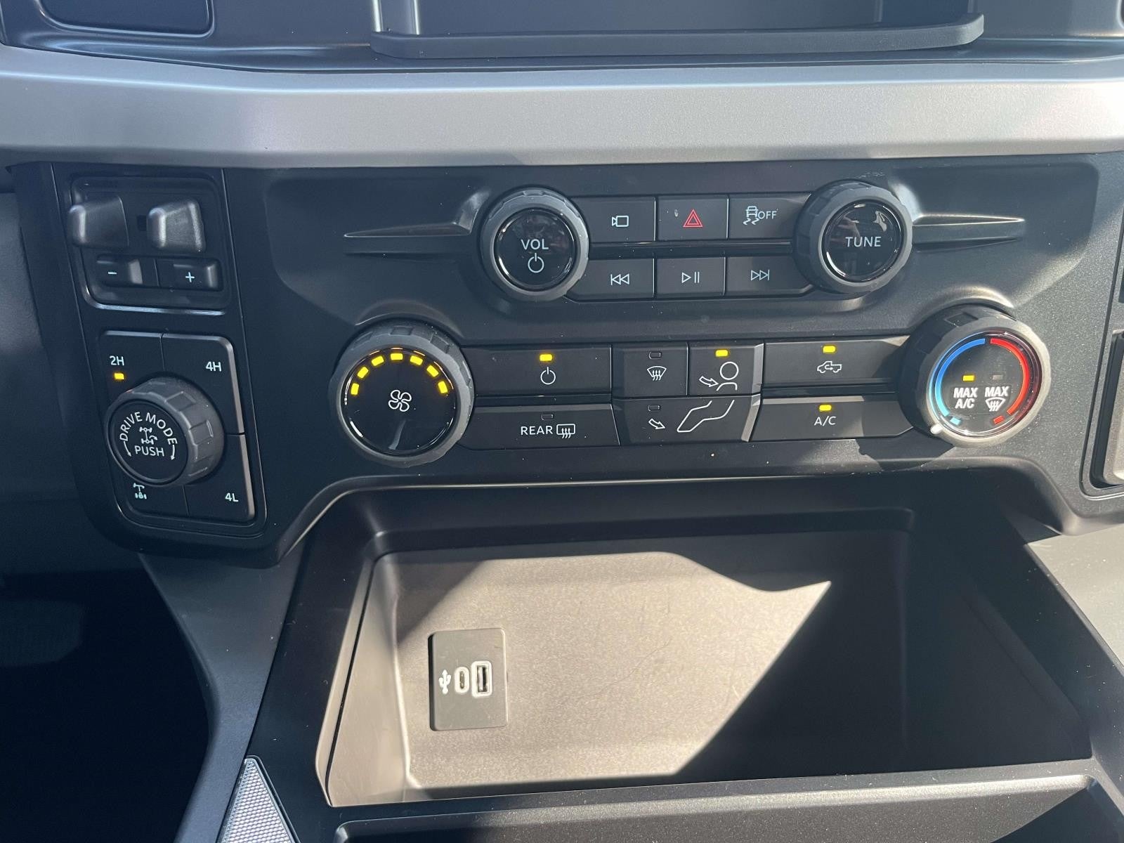 2025 Ford Super Duty F-250 SRW XLT 4WD CREW CAB 6.75' BO