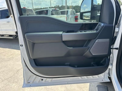 2025 Ford Super Duty F-250 SRW LARIAT 4WD CREW CAB 6.75'