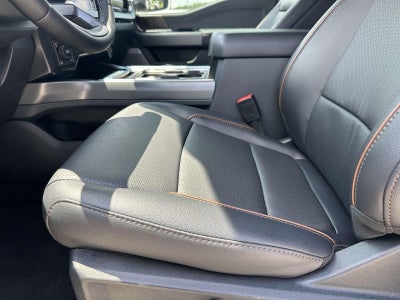 2025 Ford Super Duty F-250 SRW LARIAT 4WD CREW CAB 6.75'