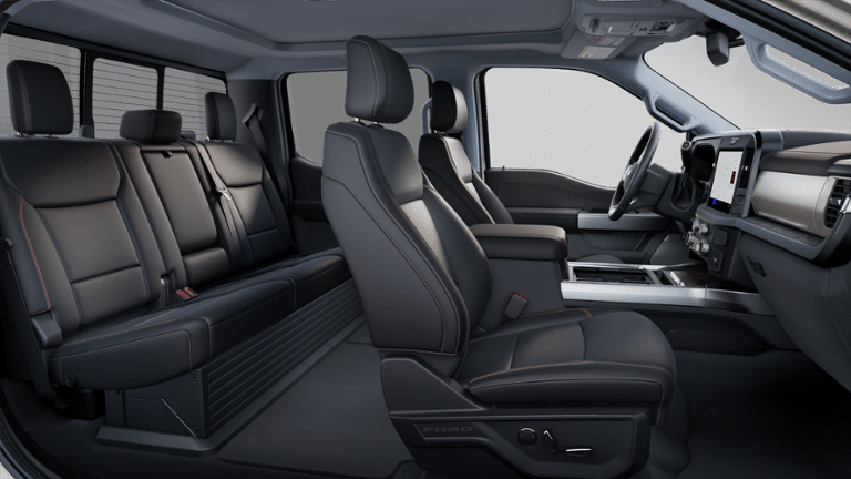 2025 Ford Super Duty F-250 SRW LARIAT 4WD CREW CAB 6.75'