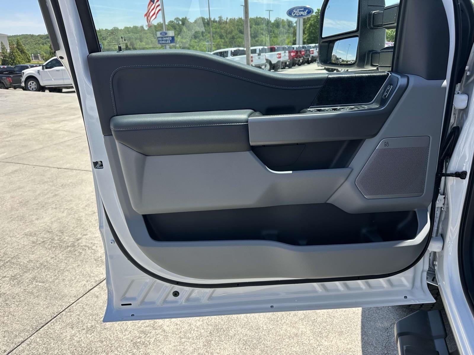 2025 Ford Super Duty F-250 SRW XLT 4WD CREW CAB 6.75' BO