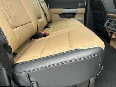 2025 Ford Super Duty F-250 SRW LARIAT 4WD CREW CAB 6.75'