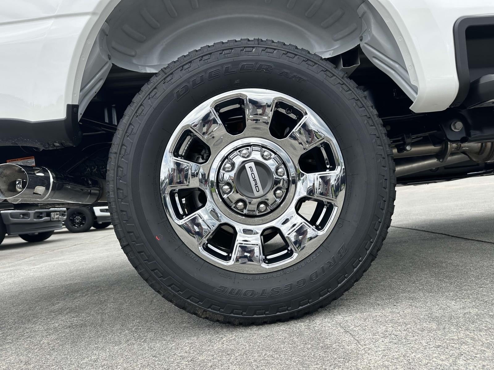 2025 Ford Super Duty F-250 SRW LARIAT 4WD CREW CAB 6.75'