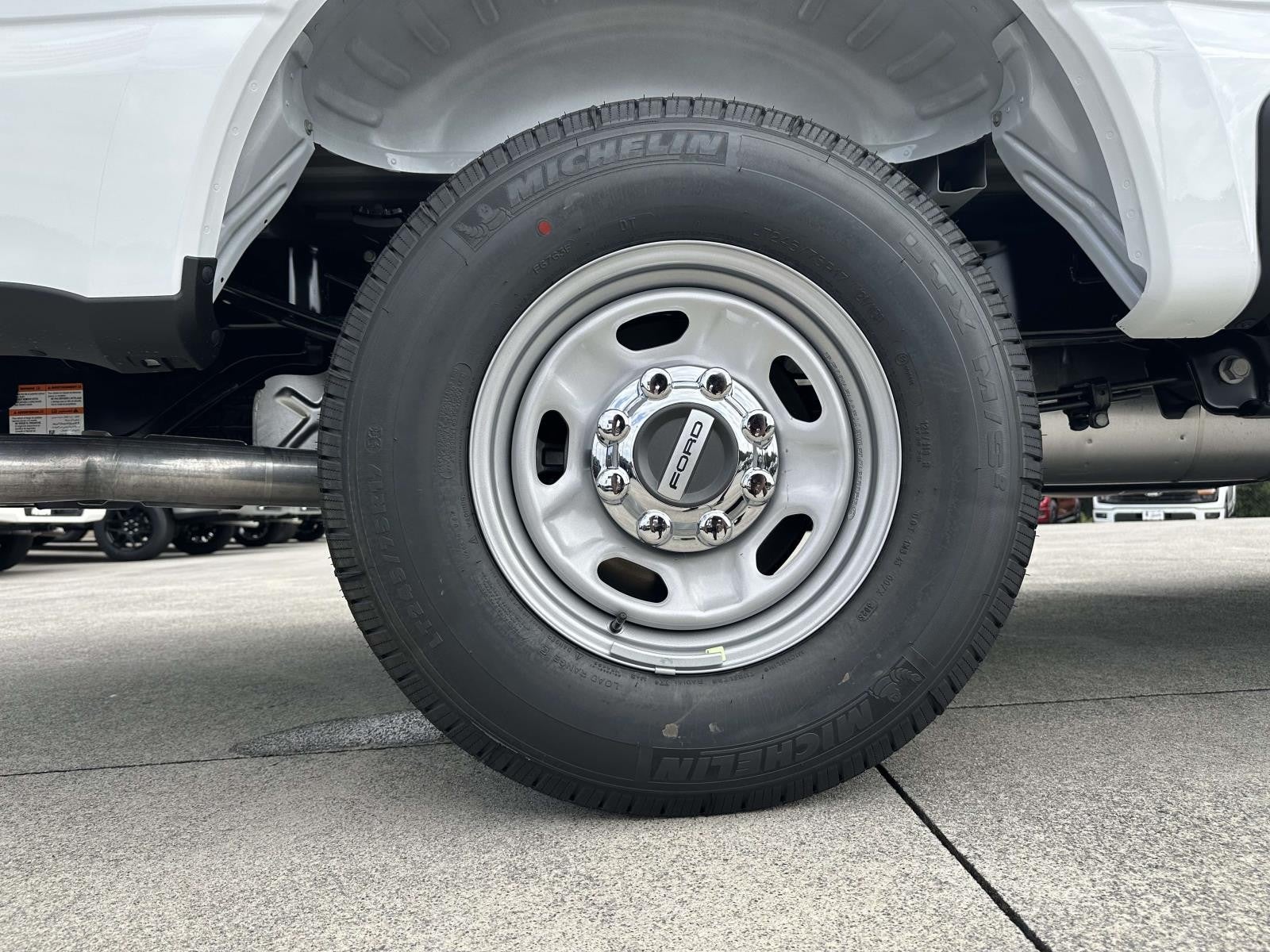 2026 Ford Super Duty F-350 SRW XL 2WD CREW CAB 6.75' BOX