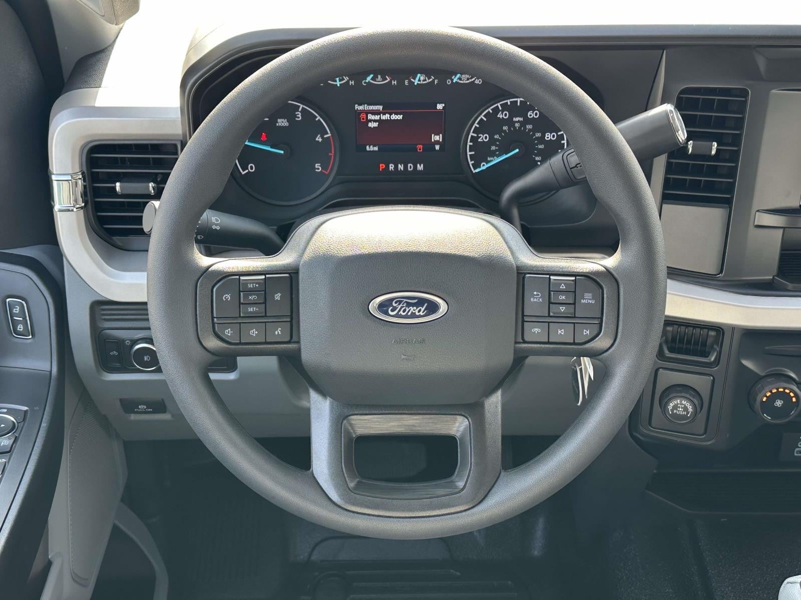 2026 Ford Super Duty F-350 SRW XL 2WD CREW CAB 8' BOX