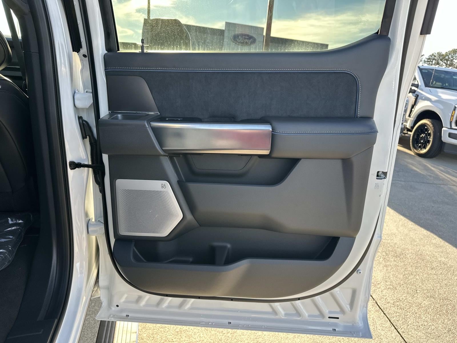 2026 Ford Super Duty F-350 SRW PLATINUM 4WD CREW CAB 6.7