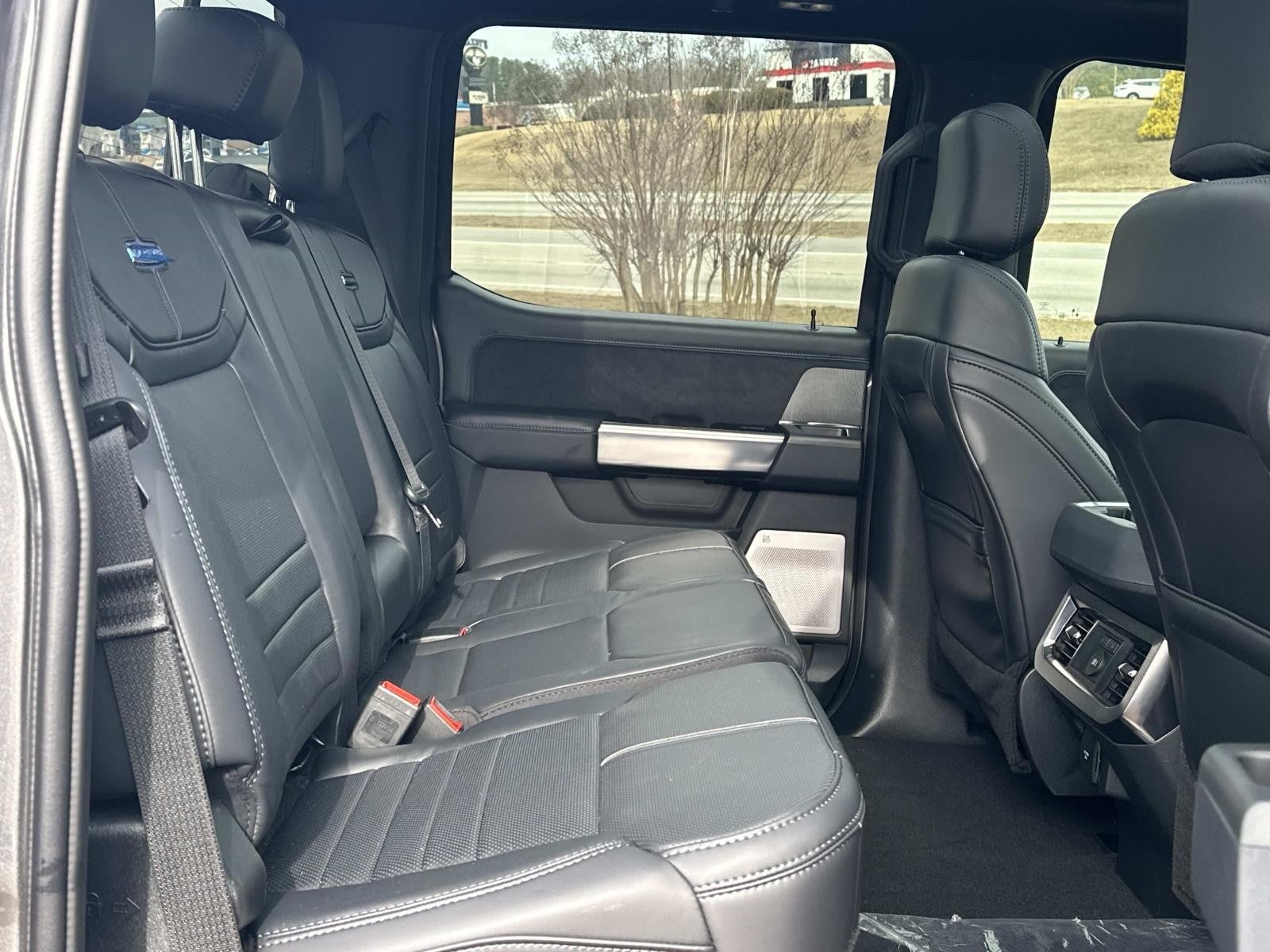 2025 Ford Super Duty F-350 SRW PLATINUM 4WD CREW CAB