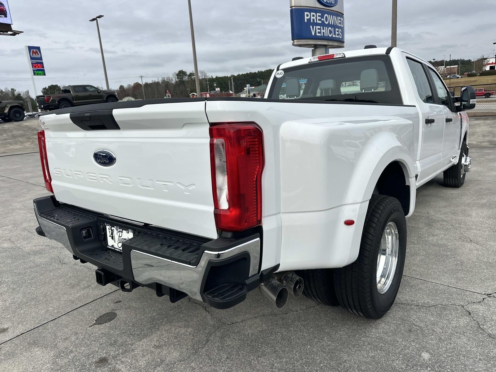 2026 Ford Super Duty F-350 DRW XL 2WD CREW CAB 8' BOX