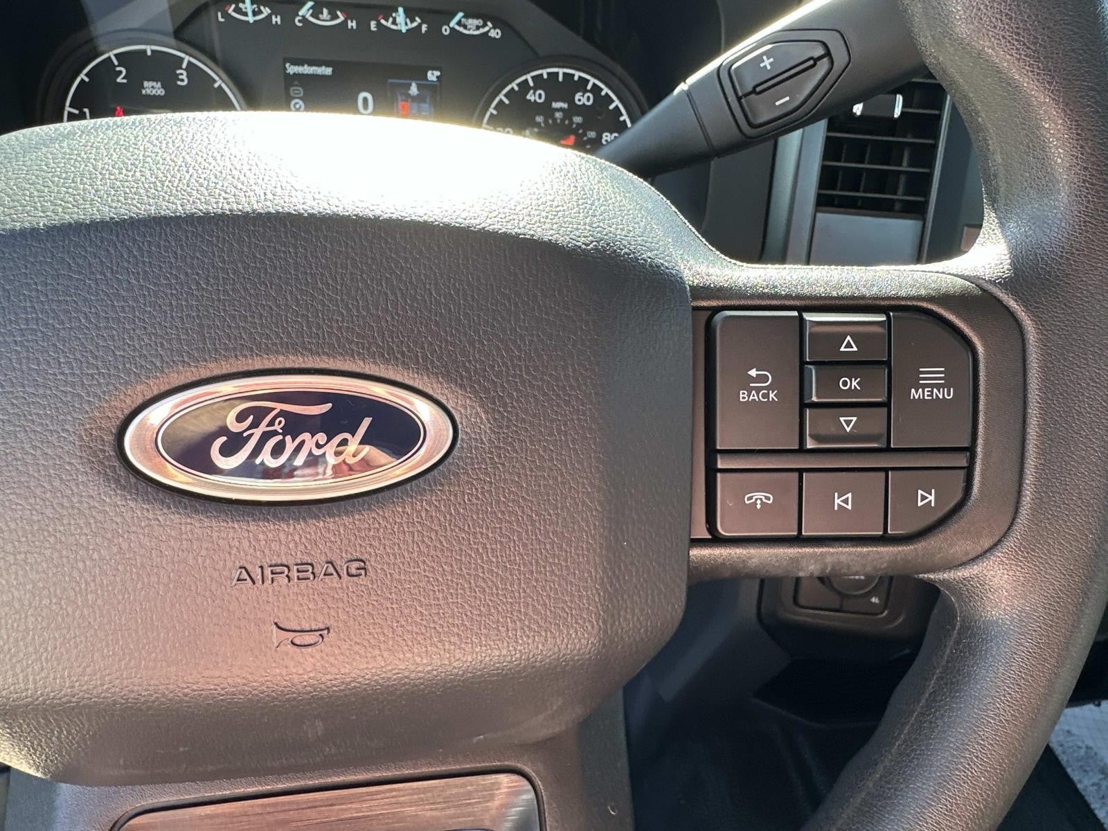 2024 Ford Super Duty F-350 DRW XL 4WD CREW CAB 8' BOX