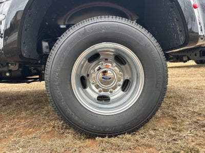 2026 Ford Super Duty F-350 DRW XL 4WD CREW CAB 8' BOX