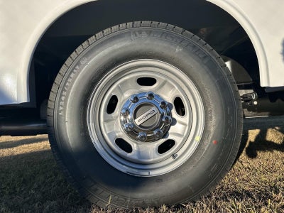 2026 Ford Super Duty F-250 SRW XL 2WD REG CAB 8' BOX