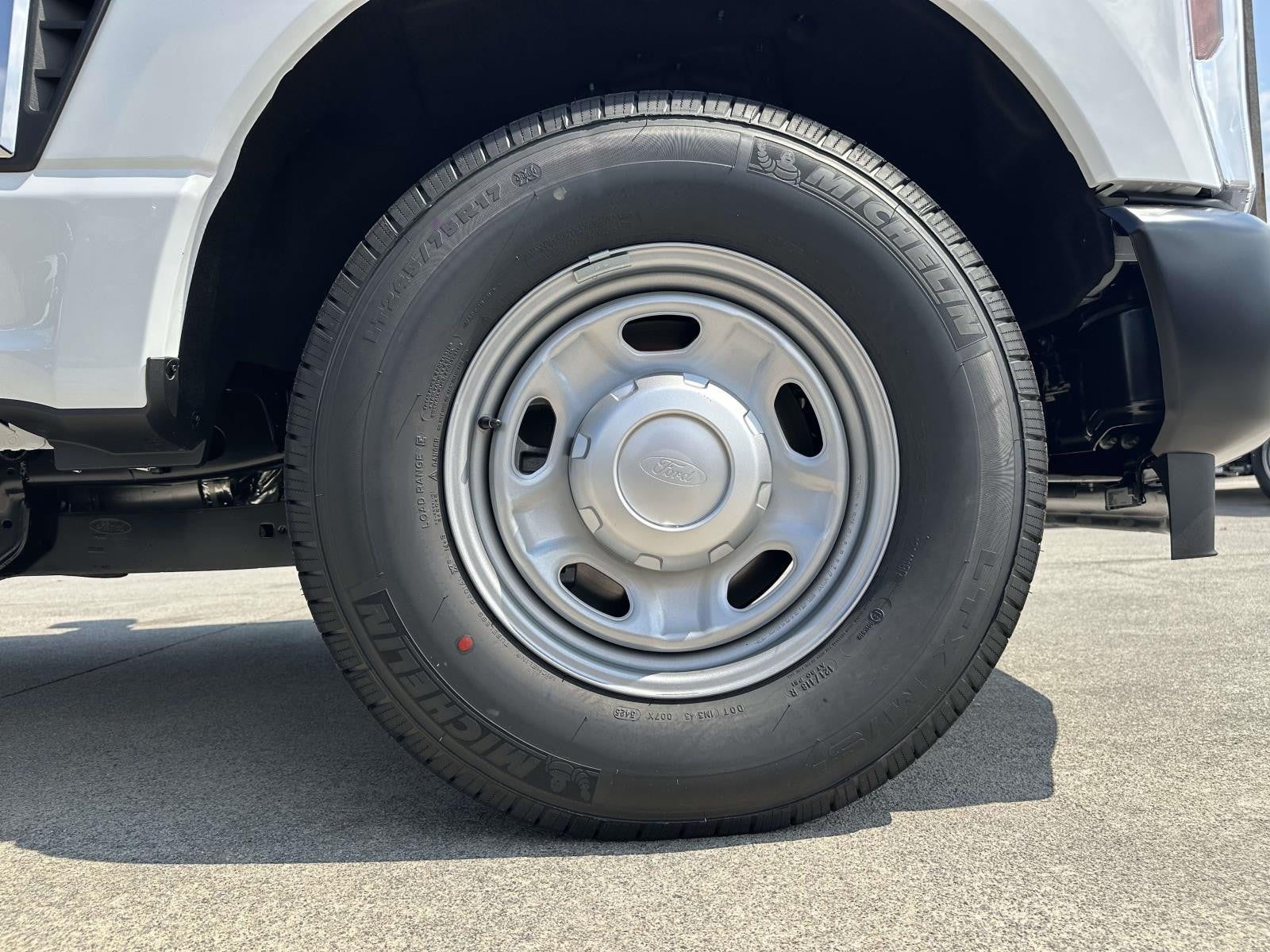 2026 Ford Super Duty F-250 SRW XL 2WD REG CAB 8' BOX