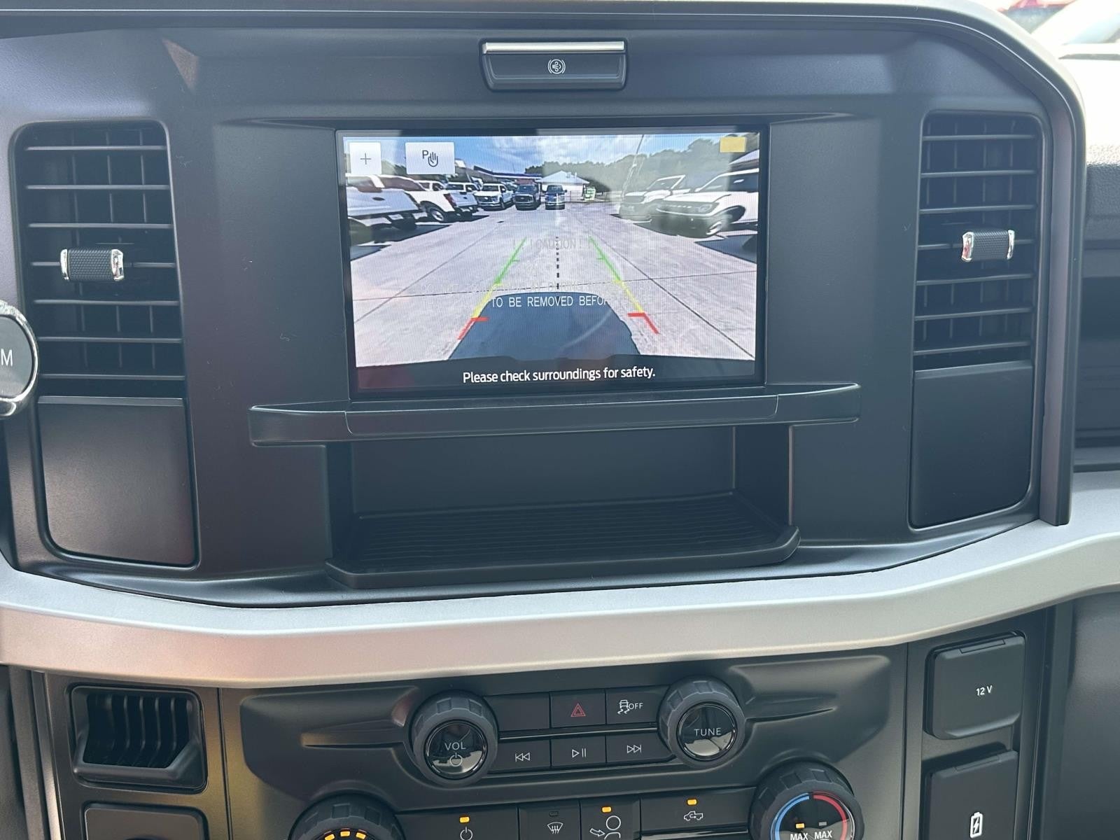 2026 Ford Super Duty F-250 SRW XL 2WD REG CAB 8' BOX