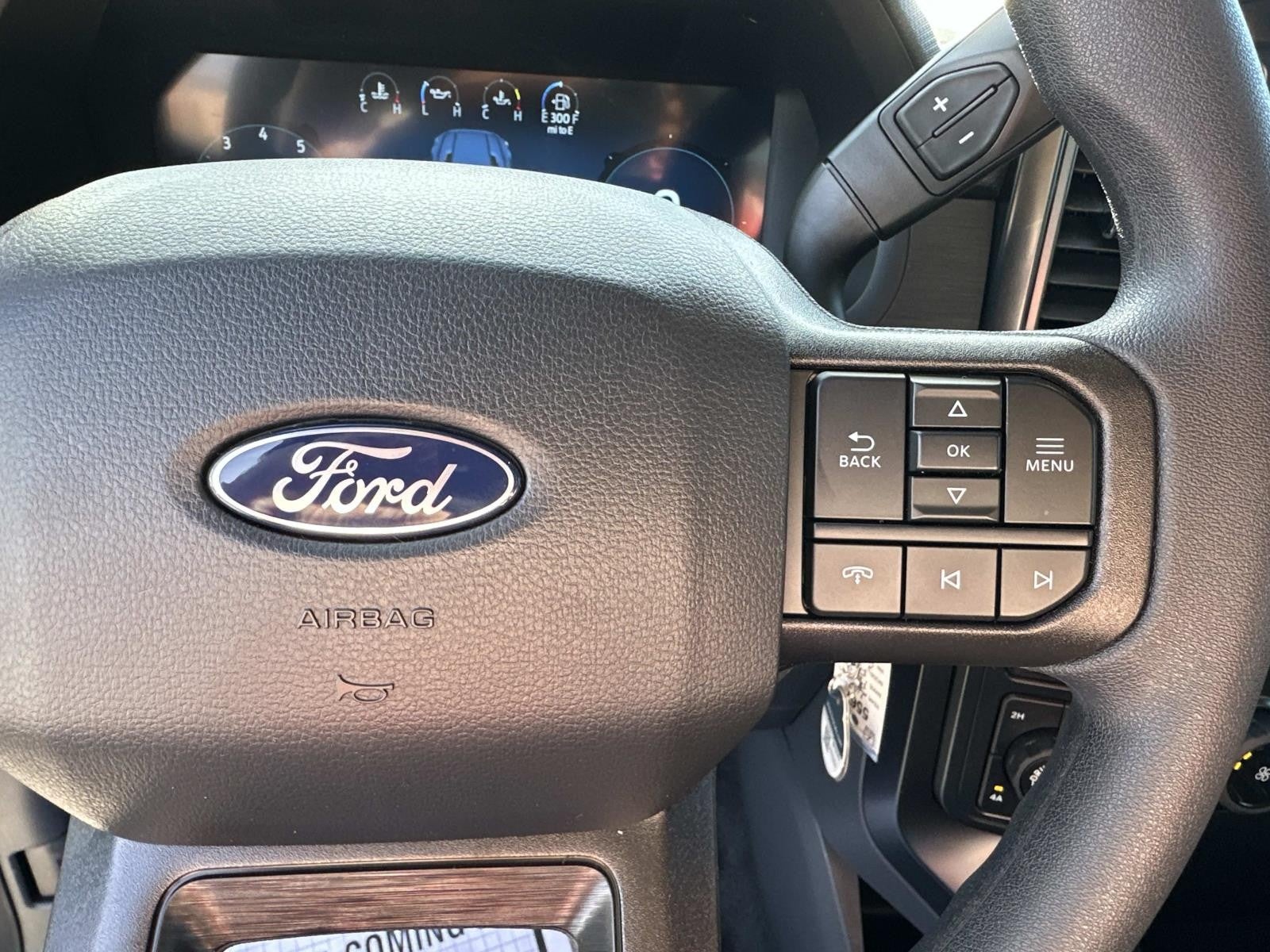 2025 Ford F-150 STX 4WD SUPERCREW 5.5' BO