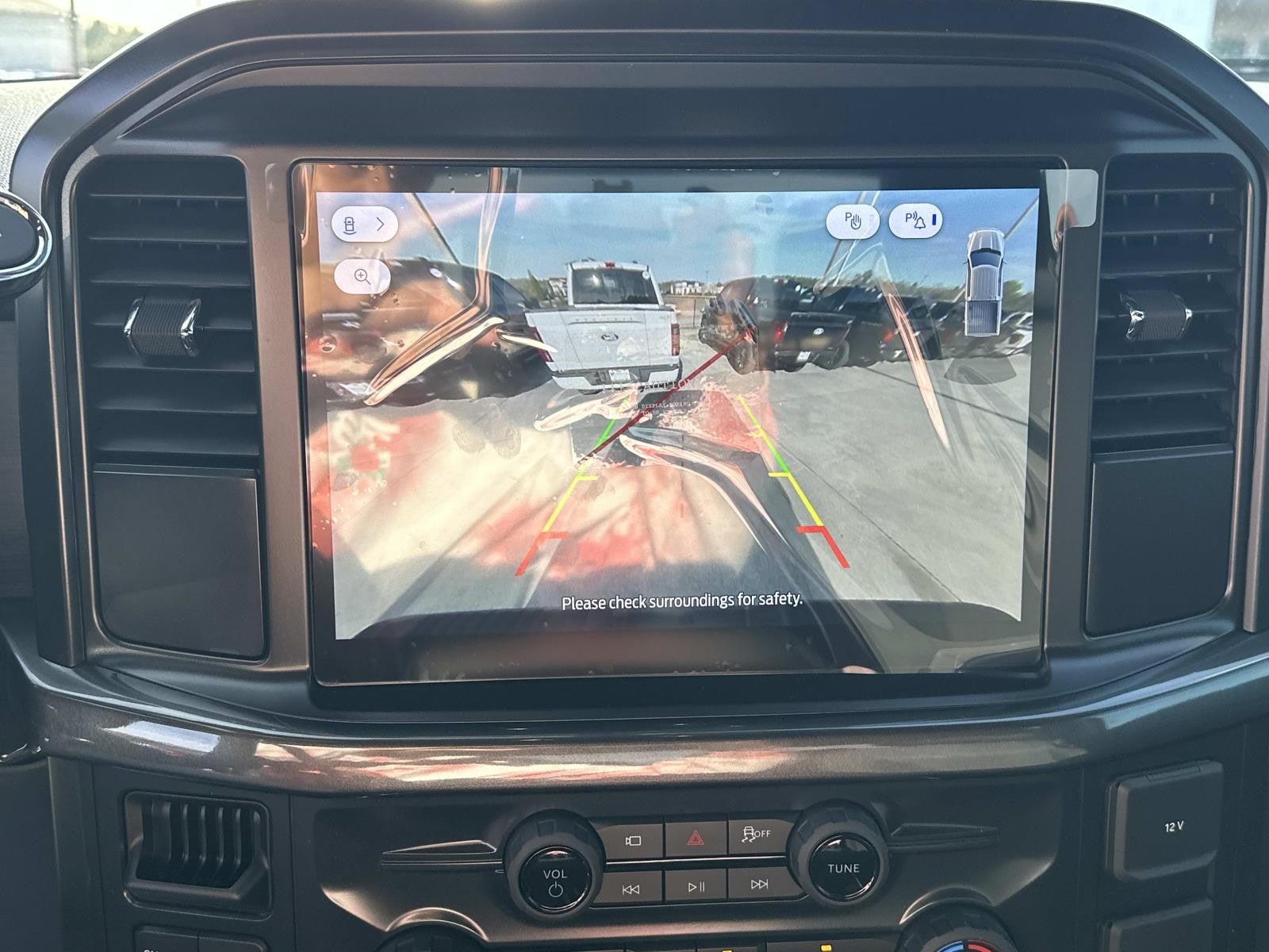 2025 Ford F-150 STX 4WD SUPERCREW 5.5' BO