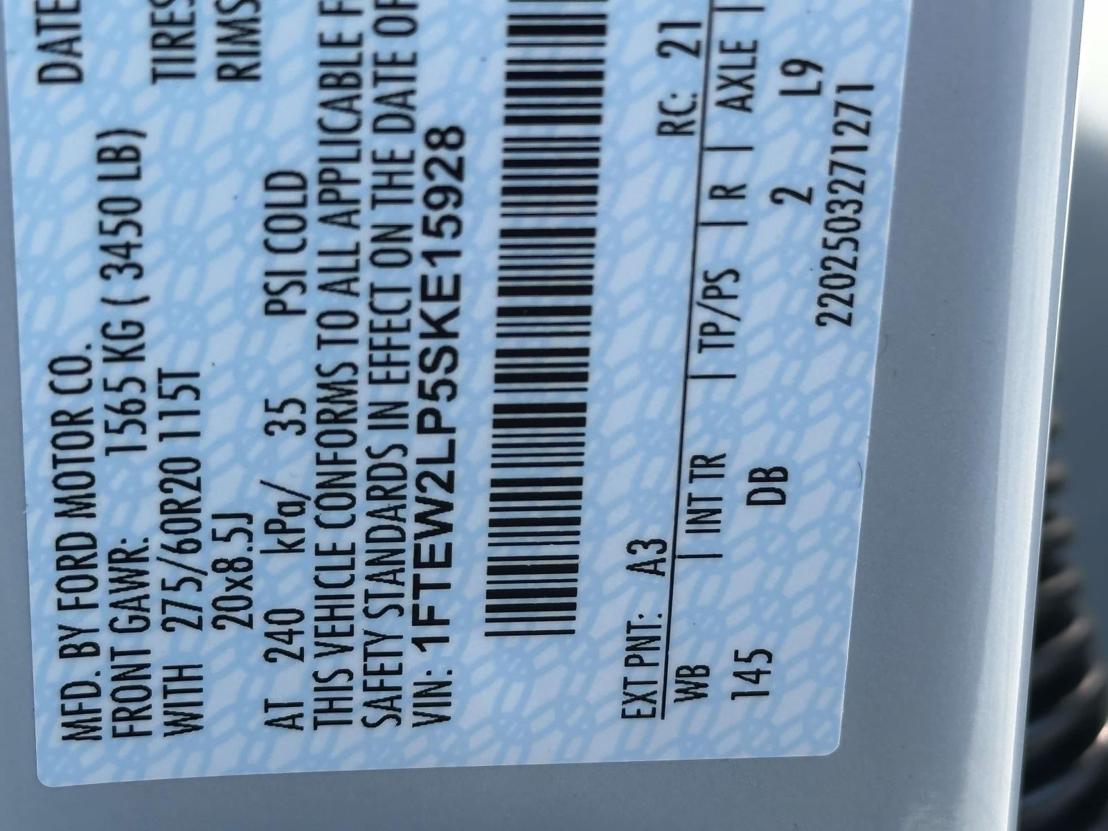 2025 Ford F-150 STX 4WD SUPERCREW 5.5' BO