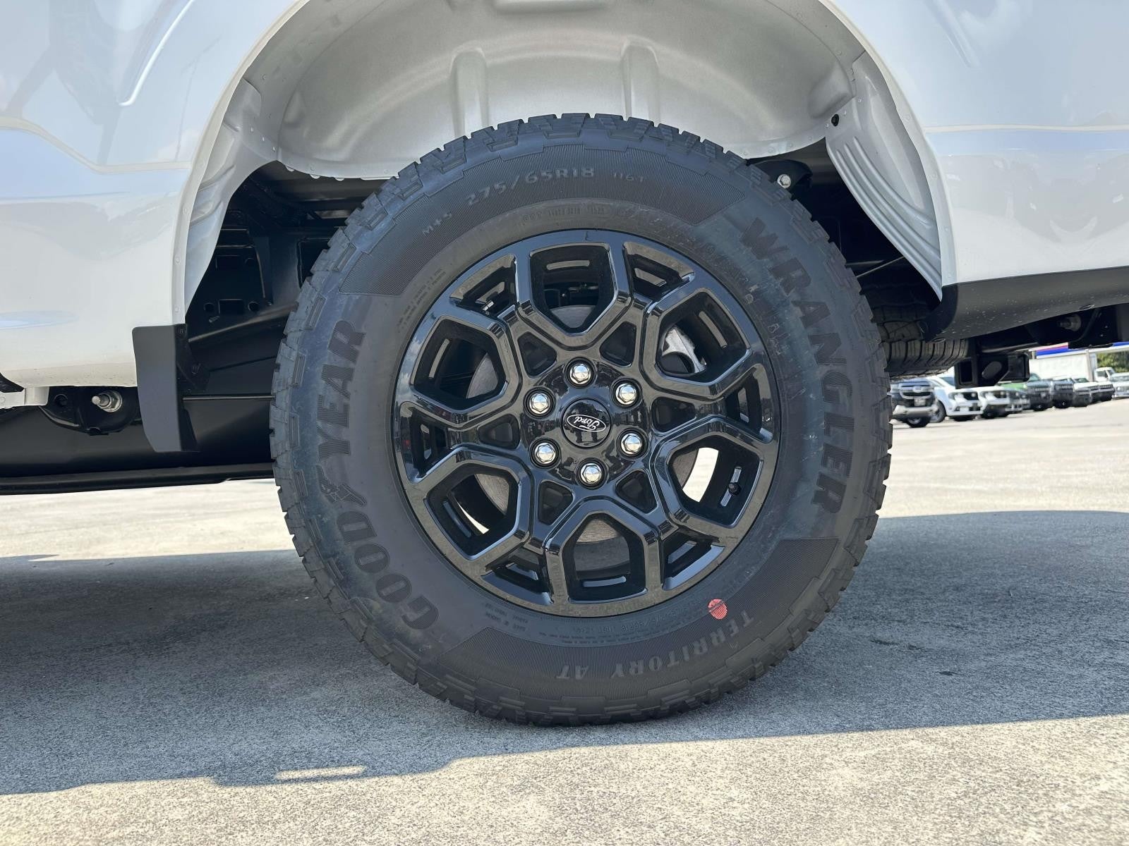 2025 Ford F-150 XLT 4WD SUPERCREW 5.5' BO