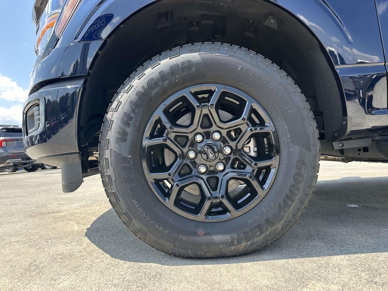 2025 Ford F-150 XLT 4WD SUPERCREW 5.5' BO