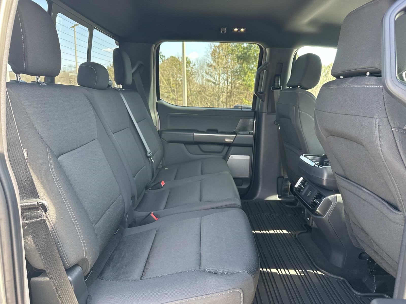 2023 Ford F-150 XLT 4WD SUPERCREW 5.5' BO