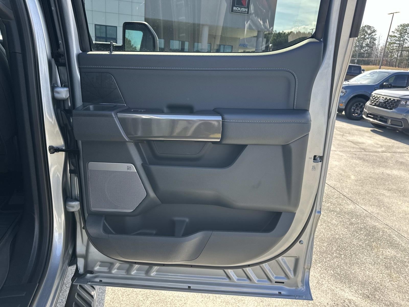 2023 Ford F-150 XLT 4WD SUPERCREW 5.5' BO