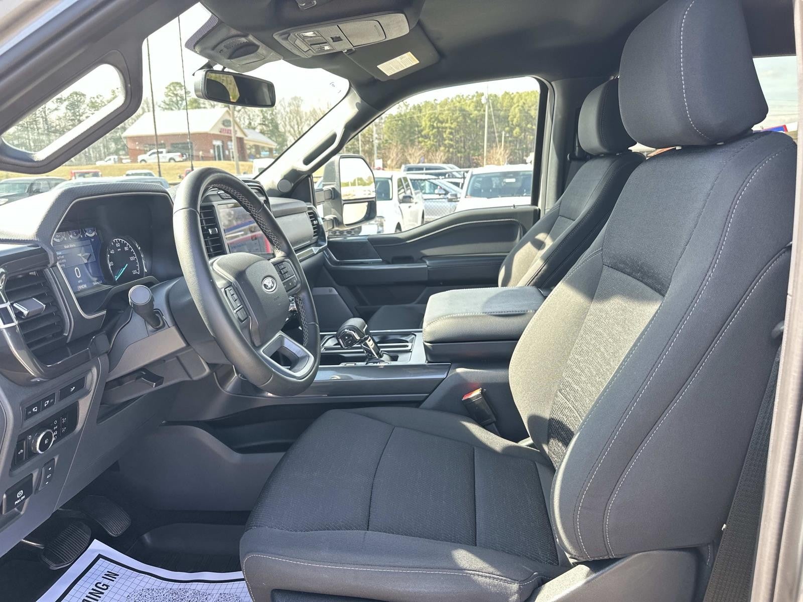 2023 Ford F-150 XLT 4WD SUPERCREW 5.5' BO