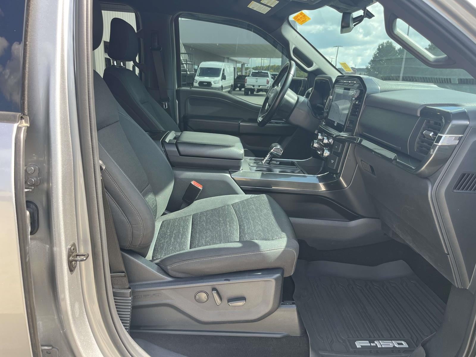 2022 Ford F-150 XLT 4WD SUPERCREW