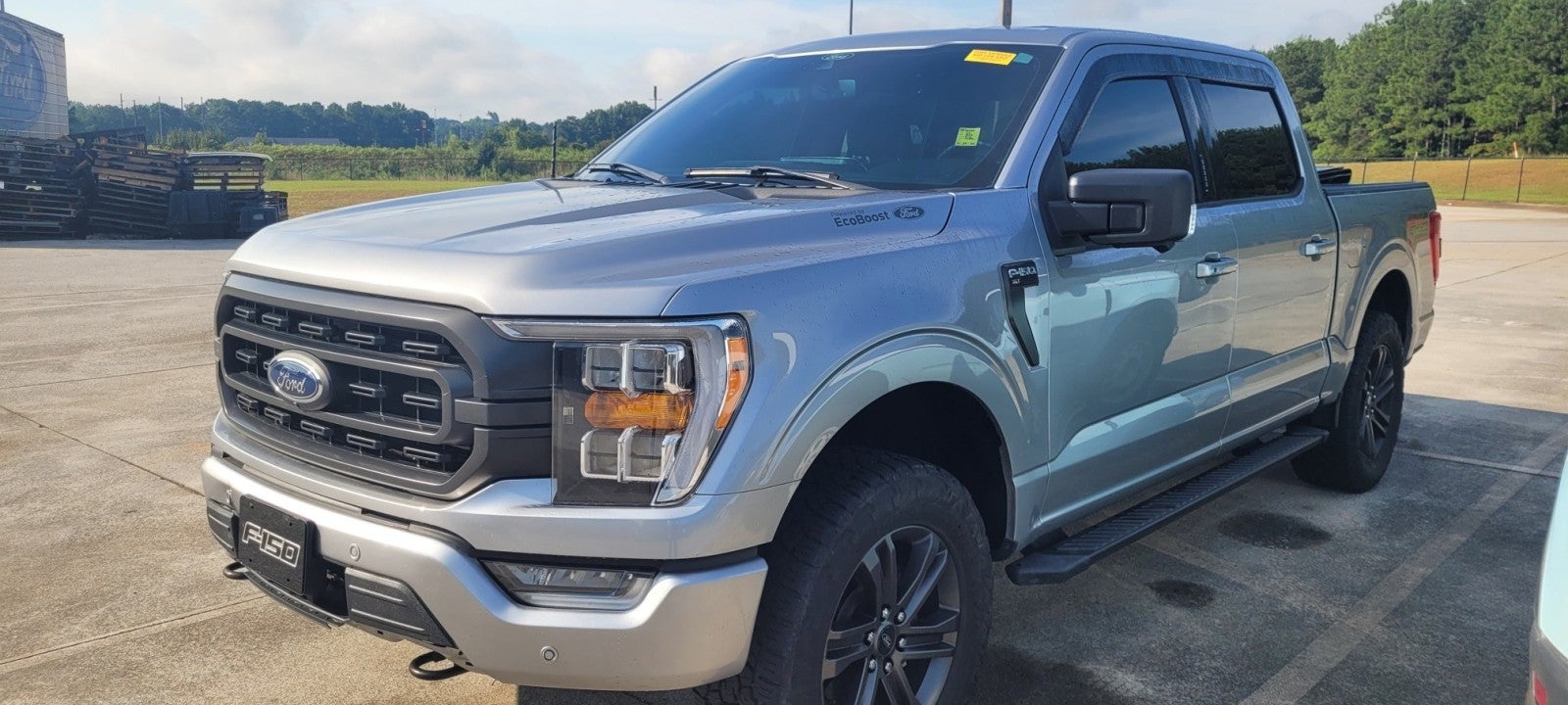 2022 Ford F-150 XLT 4WD SUPERCREW