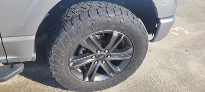 2022 Ford F-150 XLT 4WD SUPERCREW
