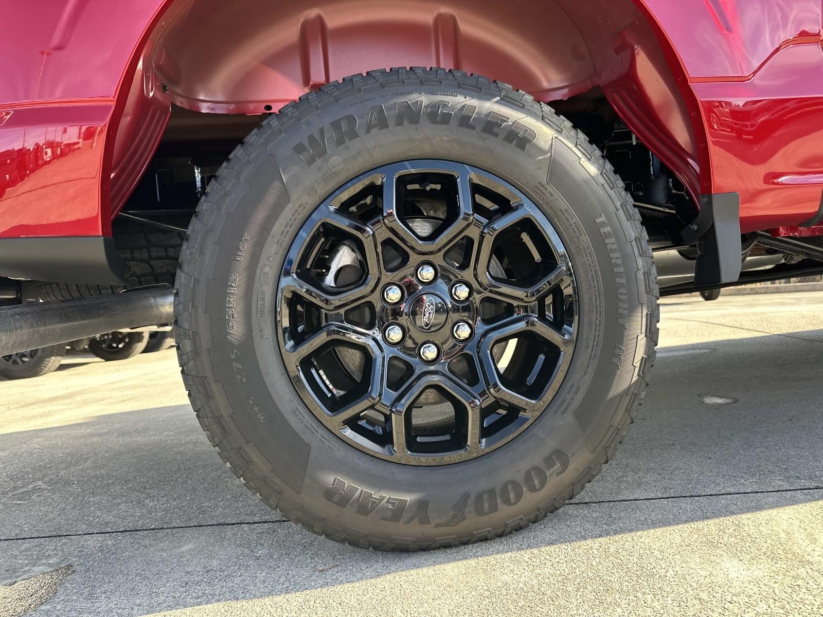 2025 Ford F-150 XLT 4WD SUPERCREW 5.5' BO