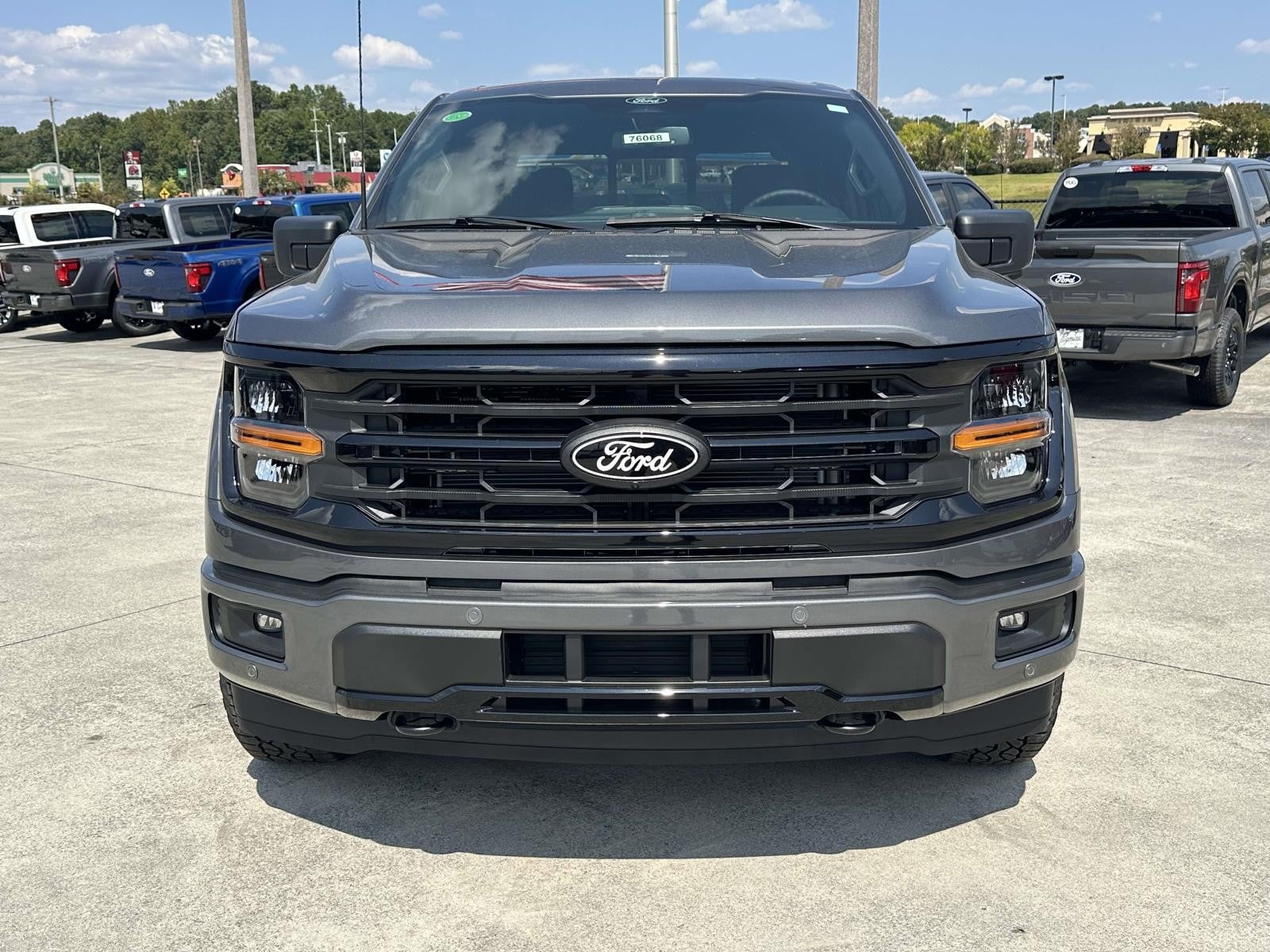 2025 Ford F-150 XLT 4WD SUPERCREW 5.5' BO