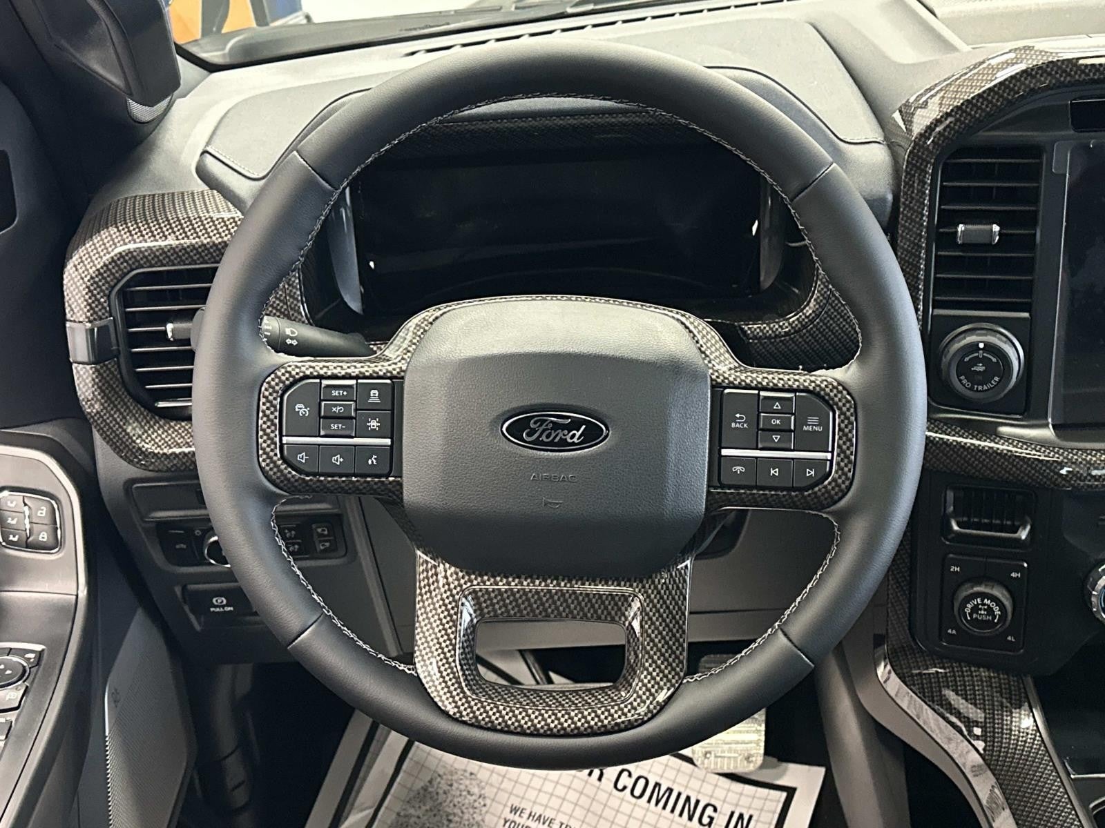 2025 Ford F-150 LARIAT 4WD SUPERCREW 5.5'