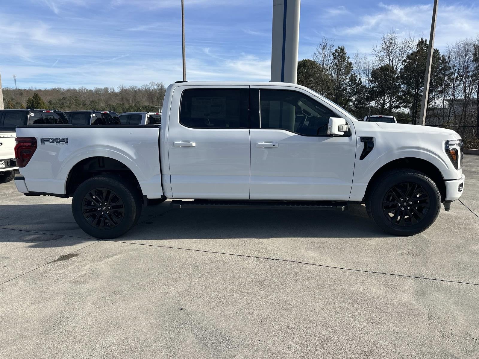 2025 Ford F-150 LARIAT 4WD SUPERCREW 5.5'