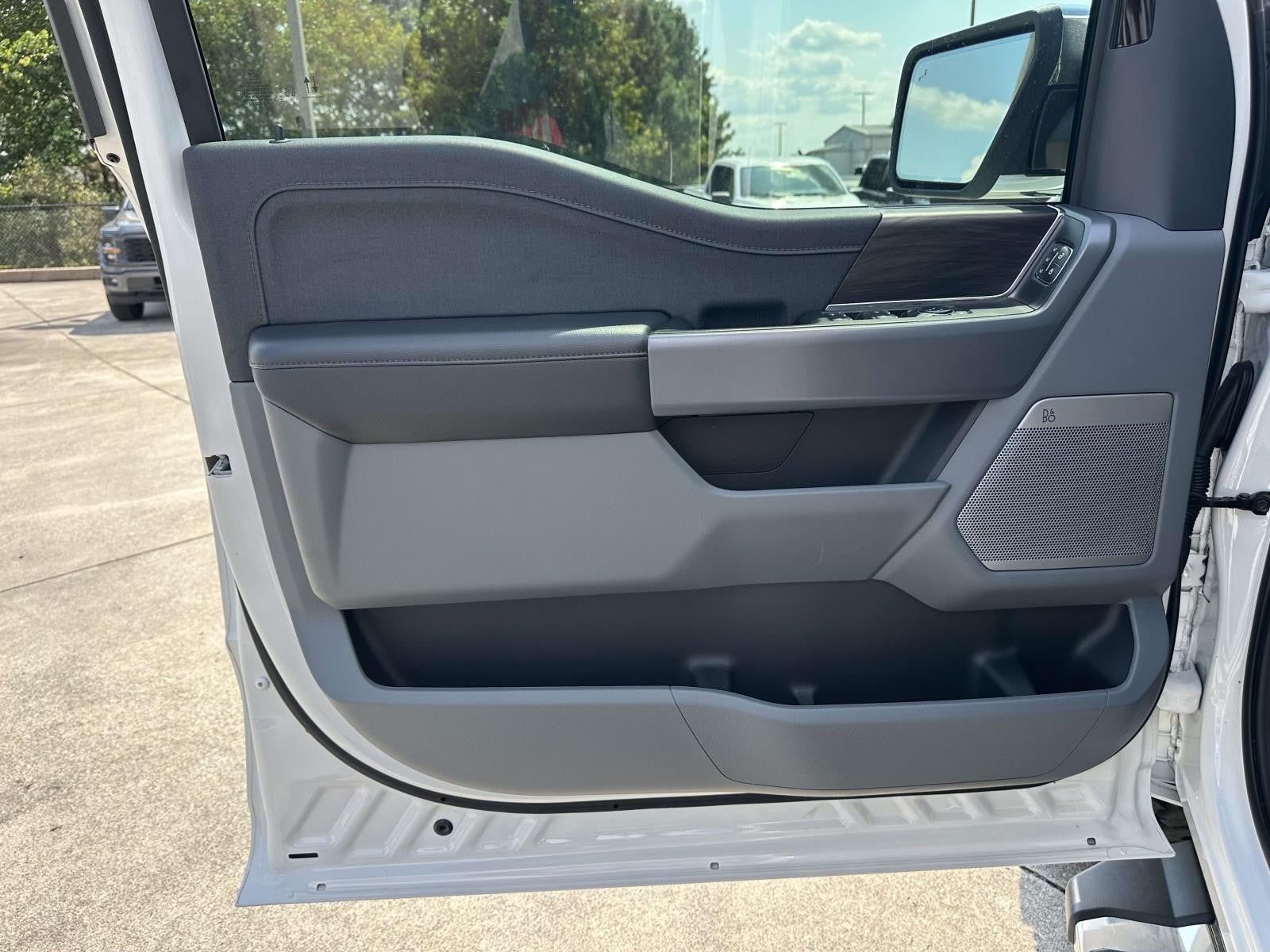 2025 Ford F-150 LARIAT 4WD SUPERCREW 5.5'